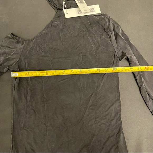 NWT✨ Jonathan Simkhai Standard Cutout Turtleneck Top - Picture 7 of 7